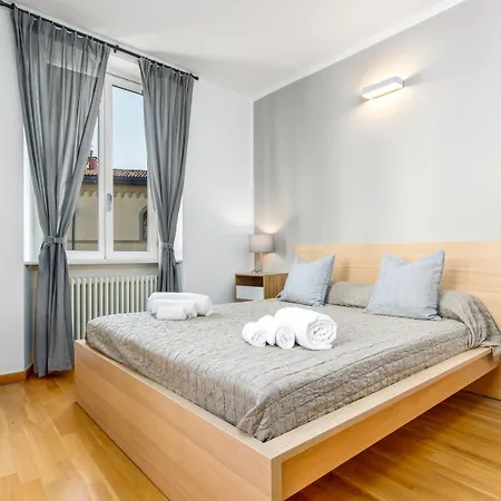 Near Funicolar Alta Design House 1 Apartment